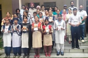 ਜ਼ਿਲ੍ਹਾ ਭਾਸ਼ਾ ਦਫ਼ਤਰ ਵੱਲੋਂ ਕਰਵਾਏ ਗਏ ਪੰਜਾਬੀ ਸਾਹਿਤ ਸਿਰਜਣ ਅਤੇ ਕਵਿਤਾ ਗਾਇਨ ਮੁਕਾਬਲੇ